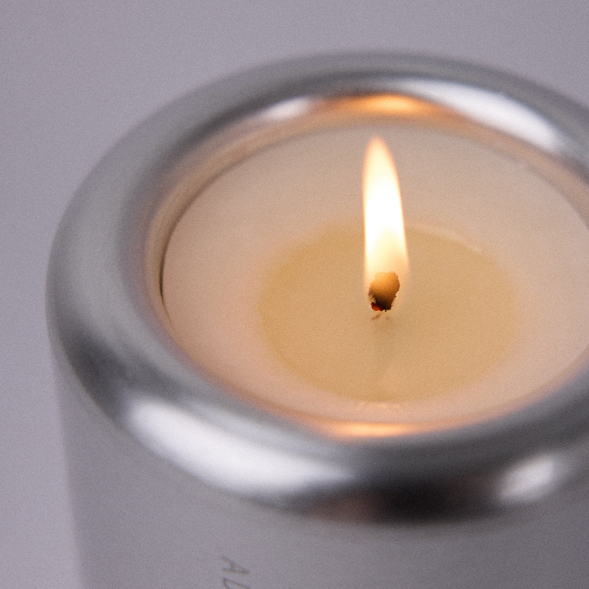 Blue Gum and Lemon Myrtle Essential Oil Candle - Image 4