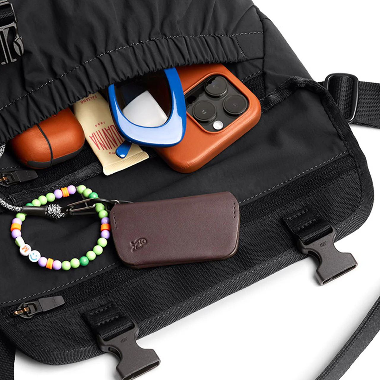 Cinch Mini Messenger Bag 6L - Image 3