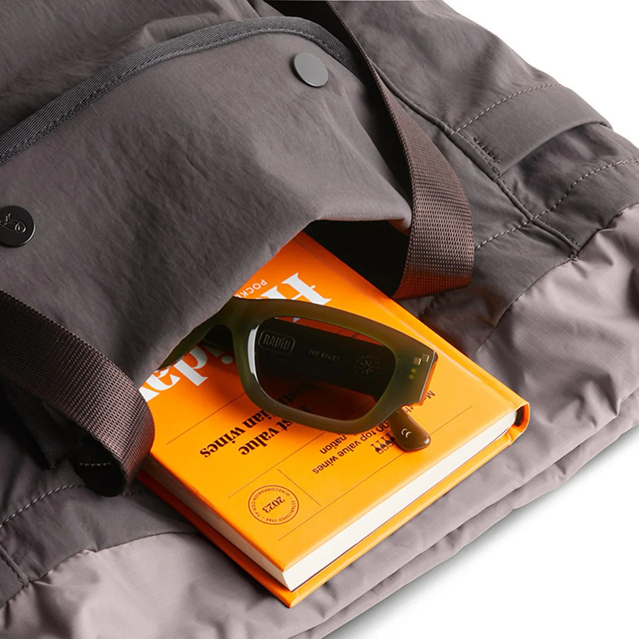 Cinch Tote 16L - Image 4