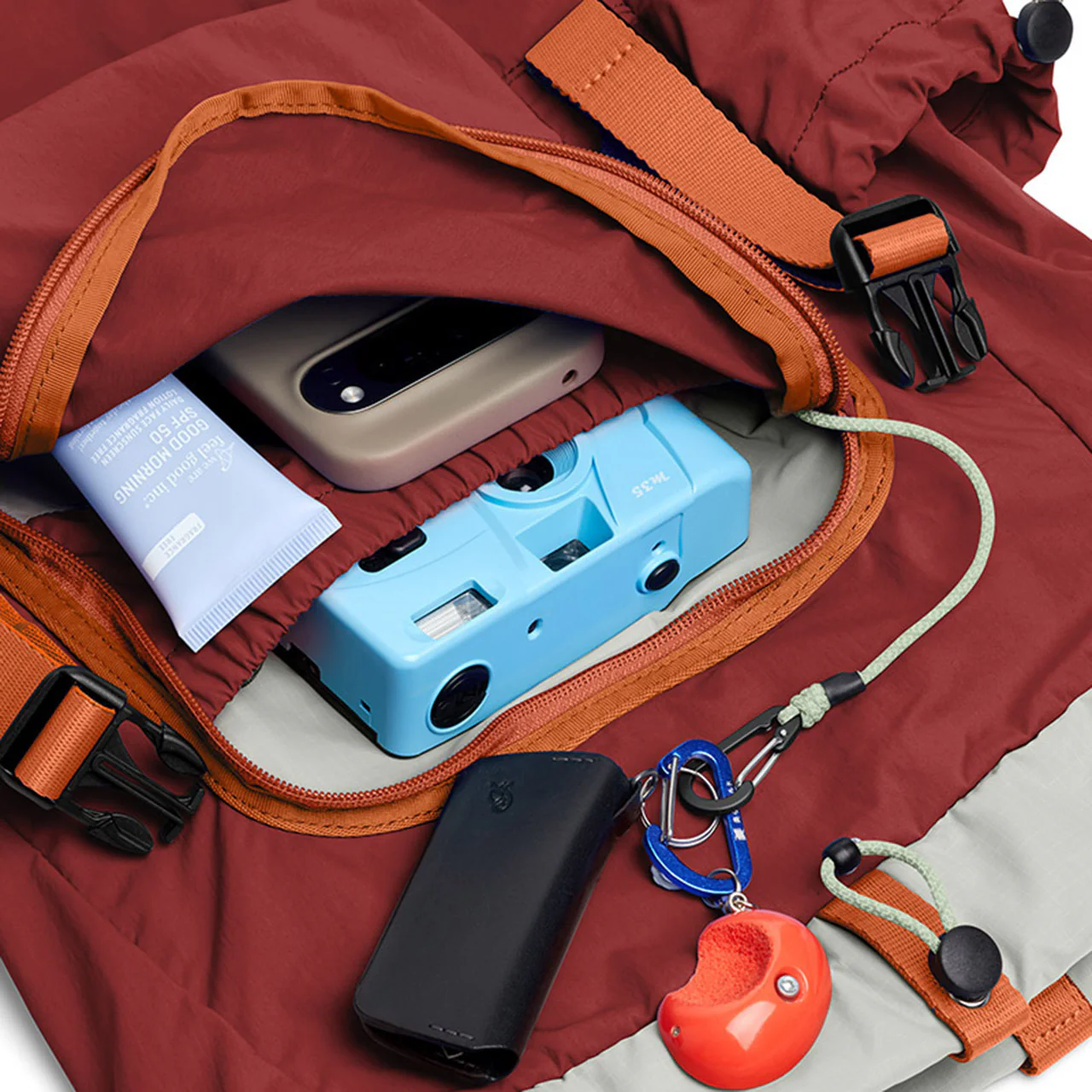 Crimson Cinch Backpack 20L - Image 3