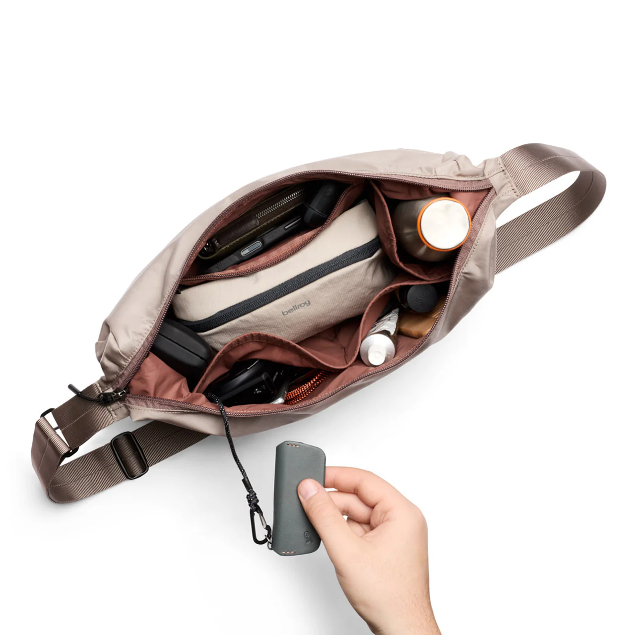 Laneway Crescent Bag 7L - Image 3