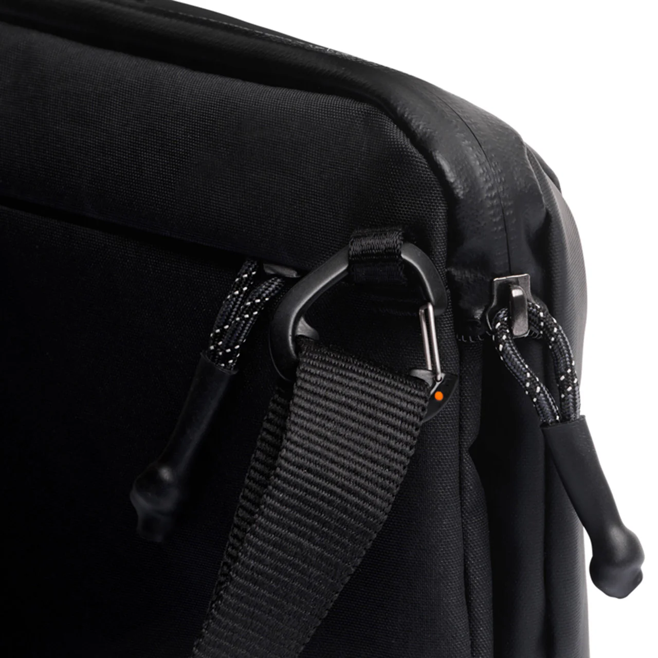 Venture Travel Crossbody Bag - Image 6