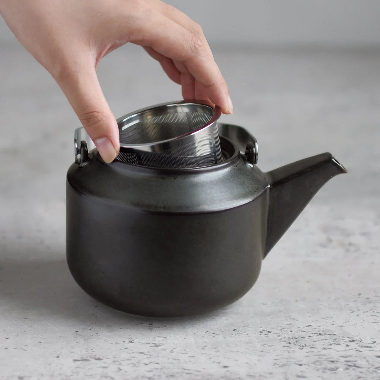 Leaves to Tea Teapot - Image 3
