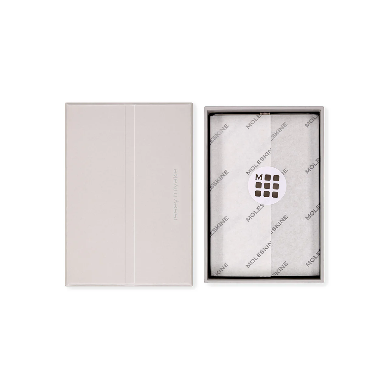 Issey Miyake Limited Edition Japanese Album Business Card Holder Extra Small - Image 6