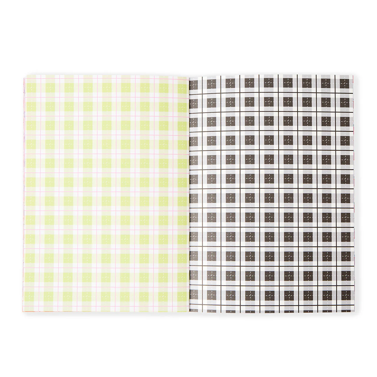 Martina’s Tiny Book of Scrapbooking Papers Plaid and Stars - Image 6