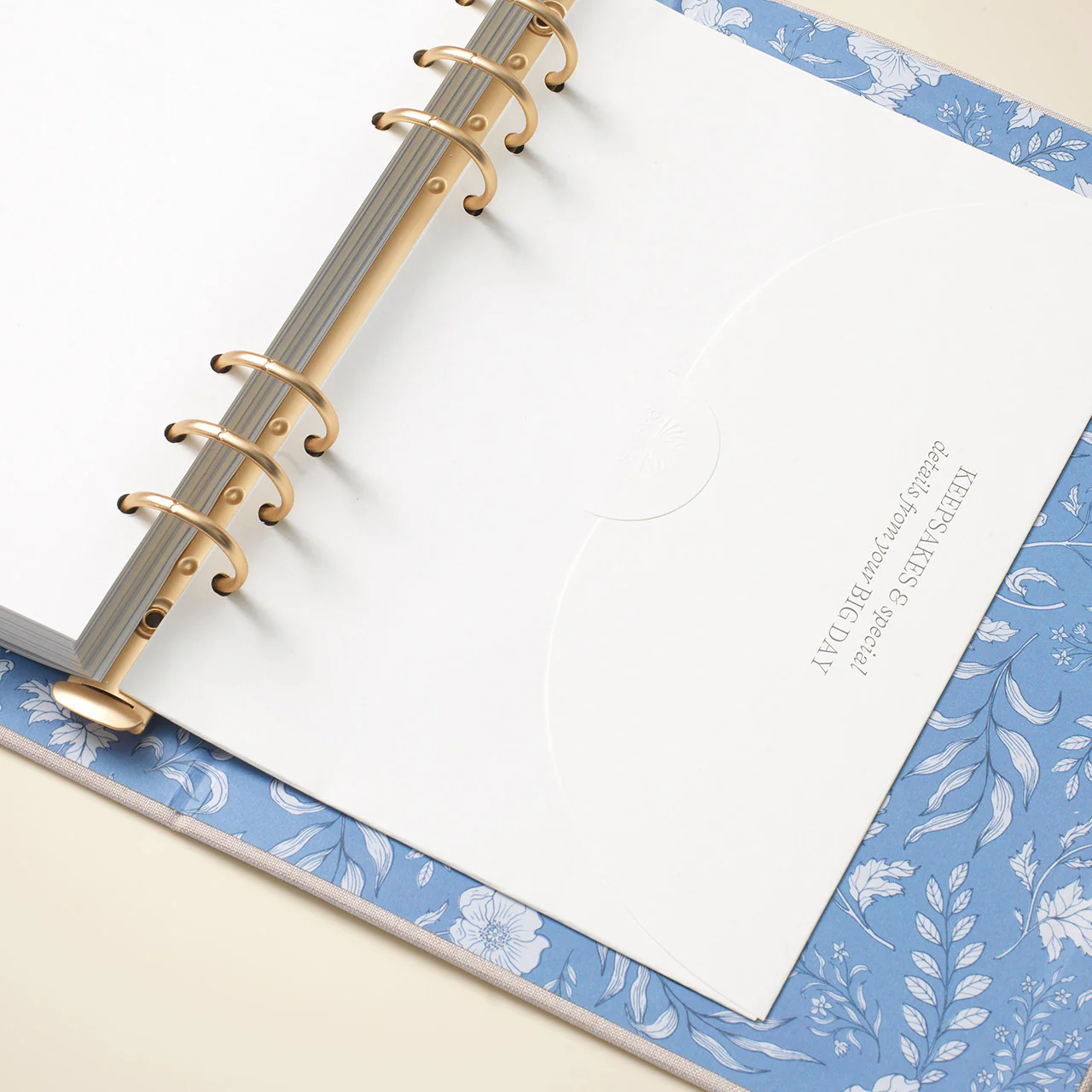 Abstract Wedding Planner - Image 3